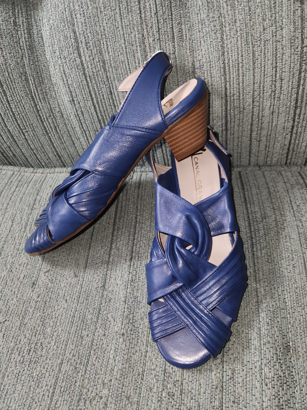 🍉Vanity Slingback Heels